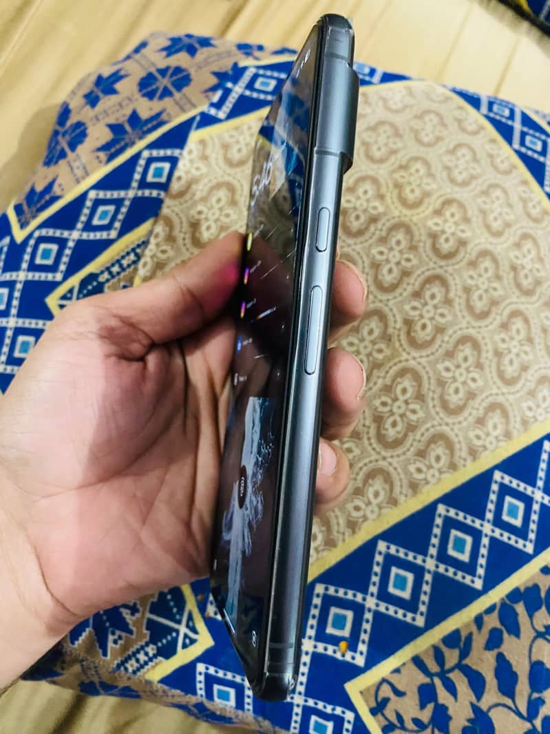 Google Pixel 8 Pro 3