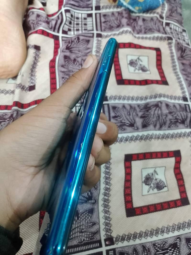 Infinix Note 8 4