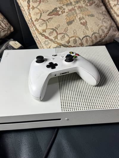 Xbox one s 500GB Good condition no issue , All perfect for gaming