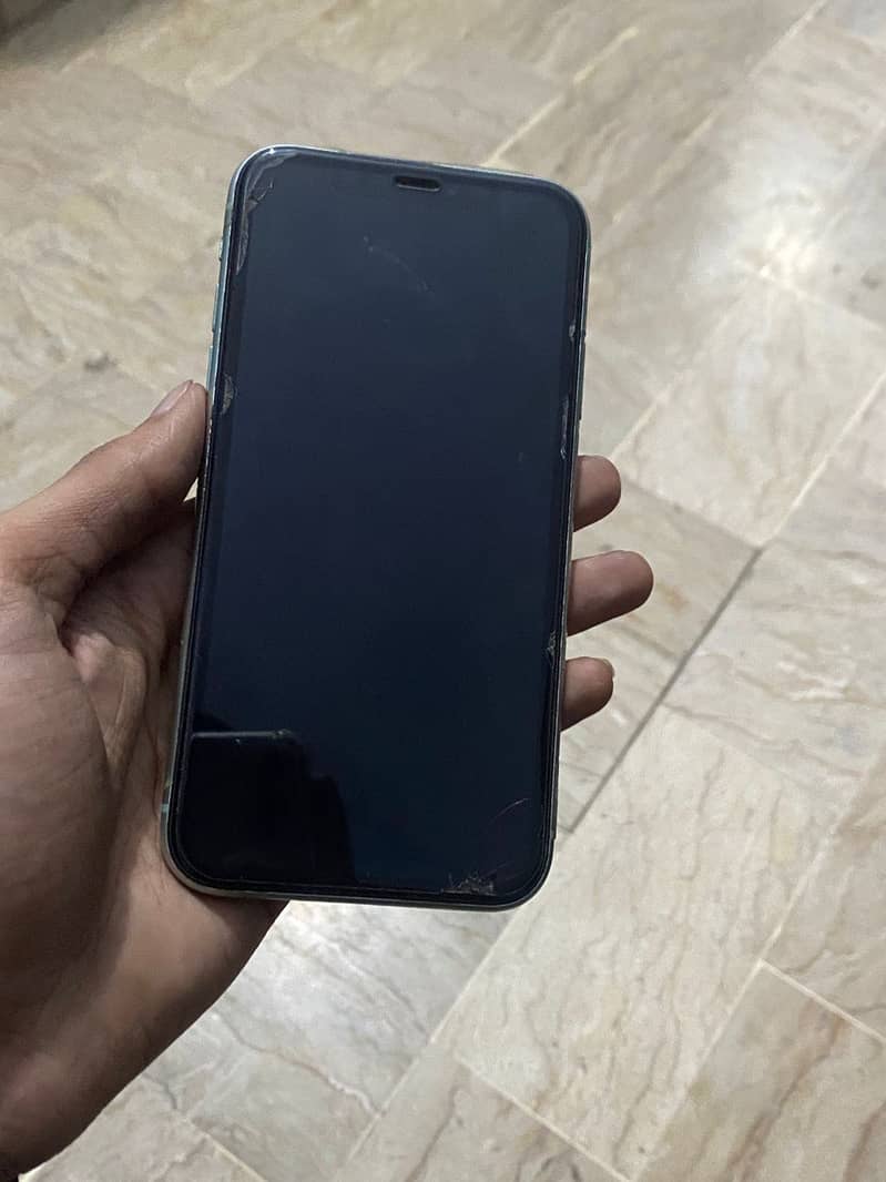 Apple iPhone 11 6