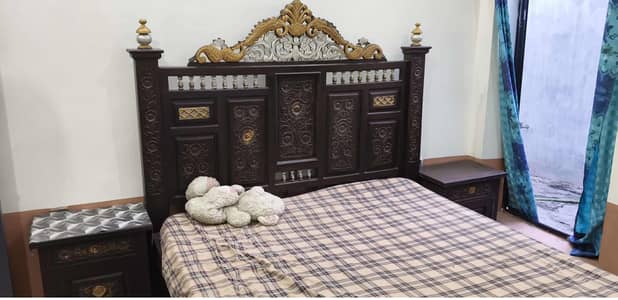 pure wooden bed for sale