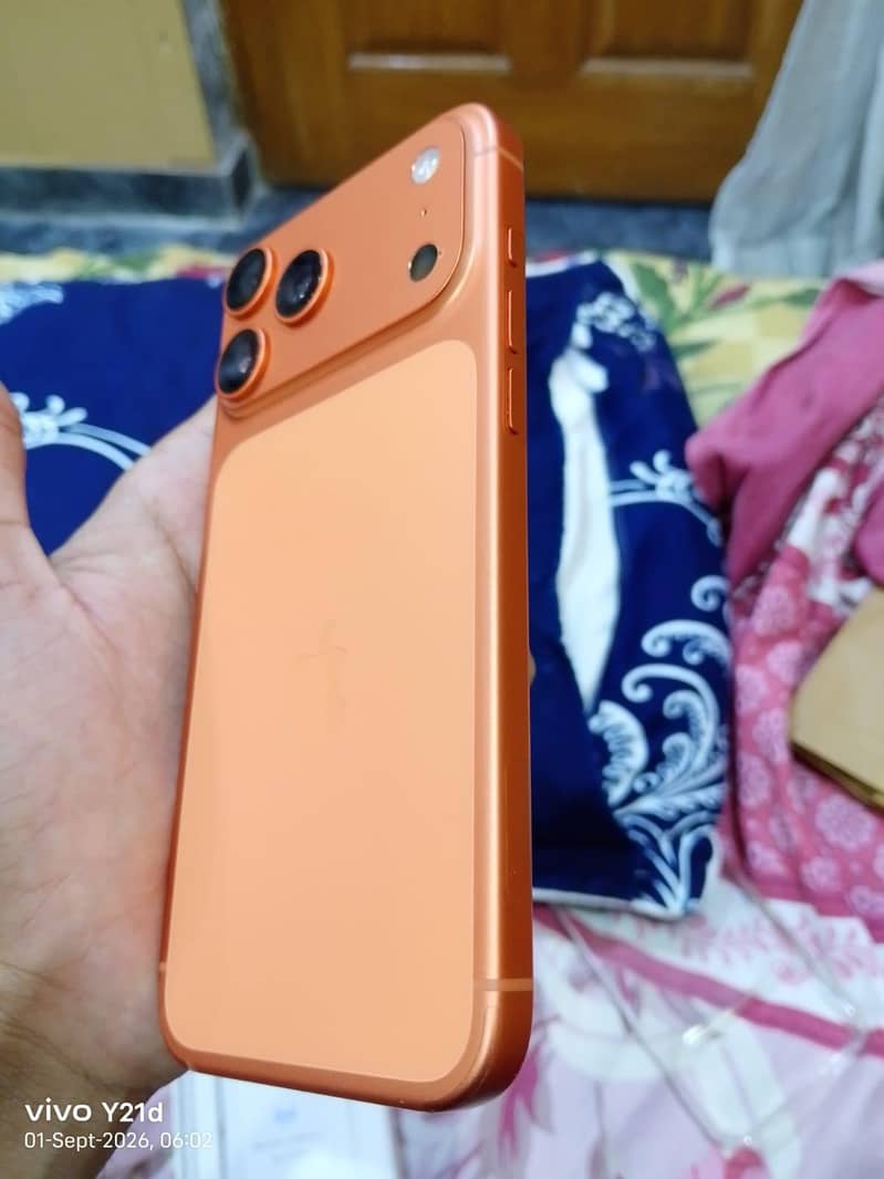 Apple iPhone 17 Pro Max 0