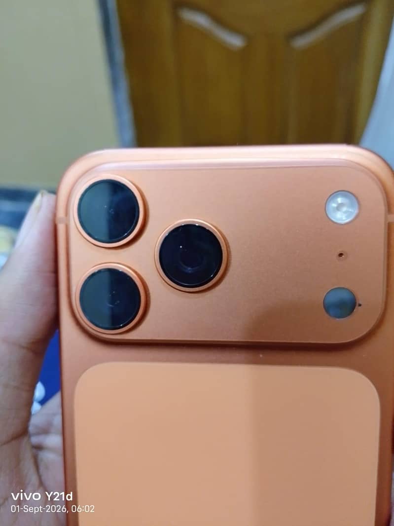 Apple iPhone 17 Pro Max 8