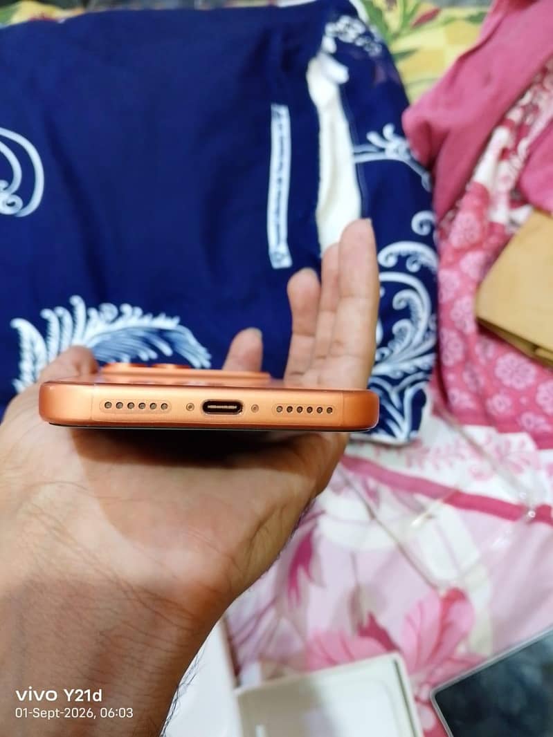 Apple iPhone 17 Pro Max 10