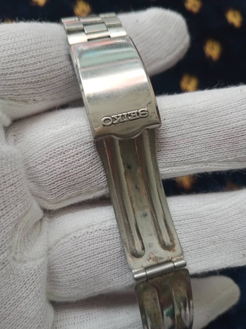 SEIKO 5 Automatic 4
