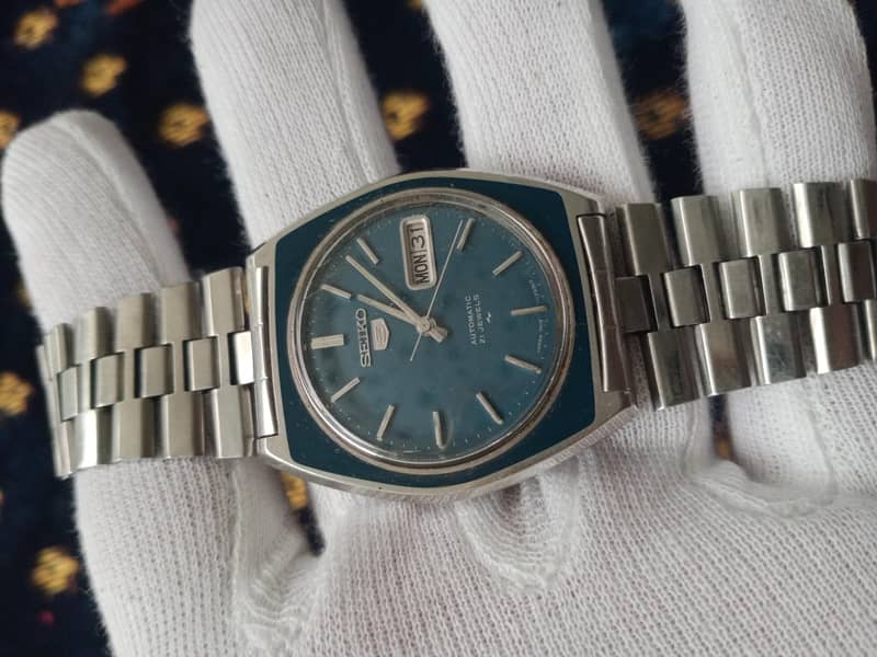 SEIKO 5 Automatic 6