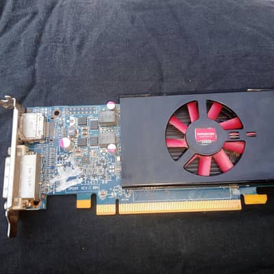 amd redeon hd 7500 series 1 GB graphics card