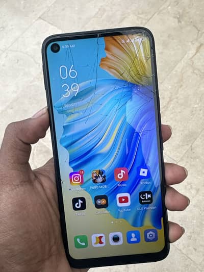 Tecno Camon 17