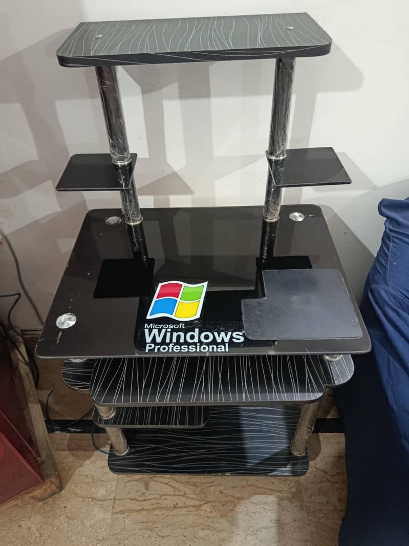 Computer Table 1