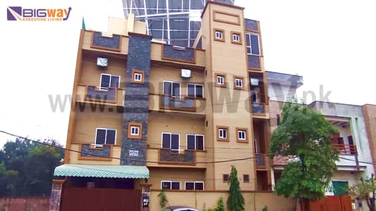 Girls Hostel With fully furnished rooms for Working / Jobian or UMT, UOE, Bahria university Girls