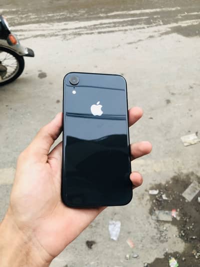 Apple iPhone XR
