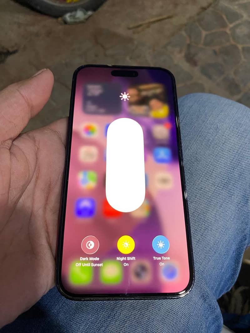 Apple iPhone 14 Pro Max 0