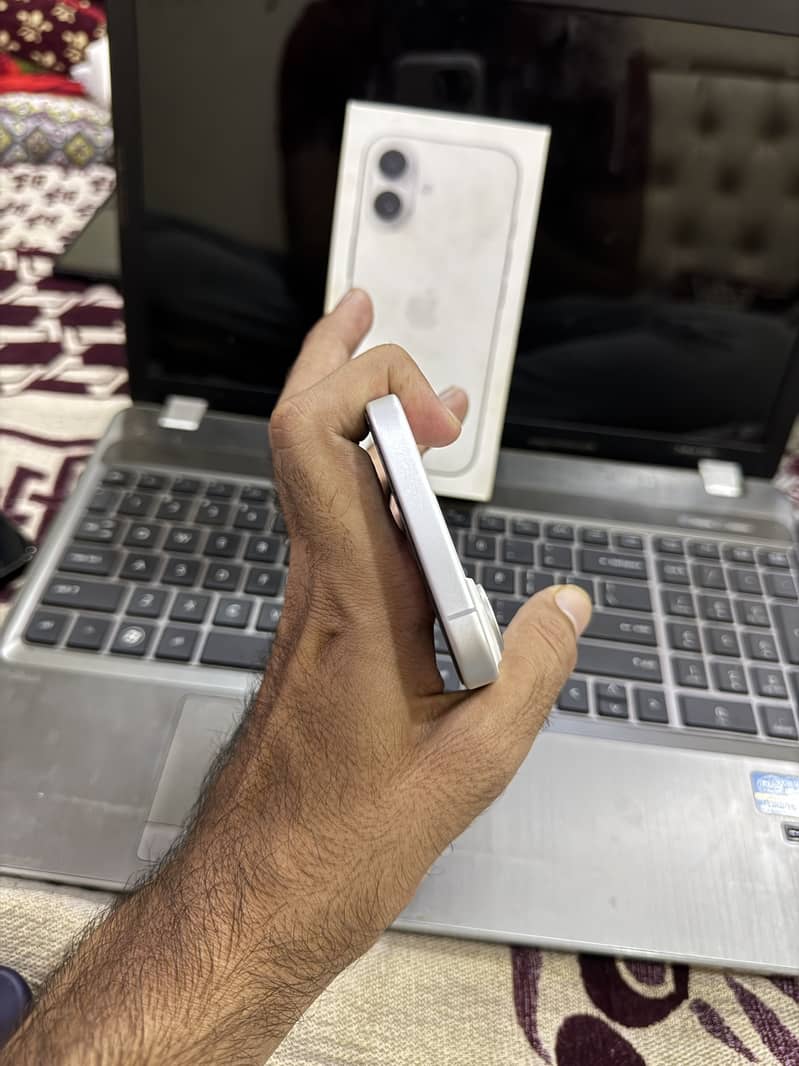 Apple iPhone 17 3