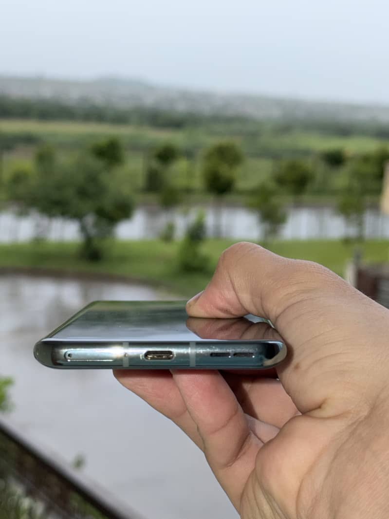 One Plus 10 Pro 3