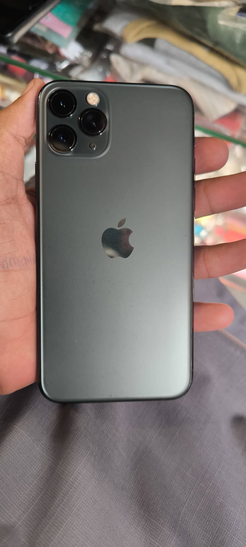 Apple iPhone 11 Pro 1