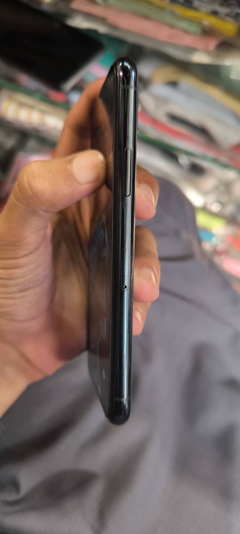 Apple iPhone 11 Pro 3