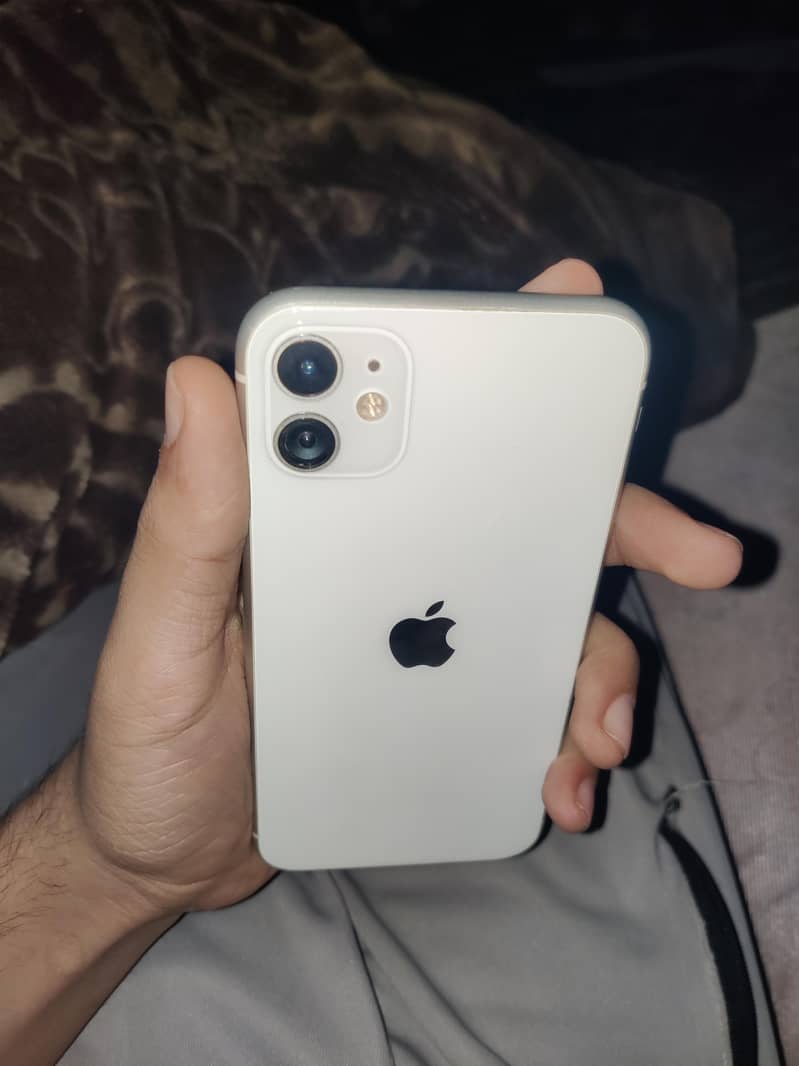 Apple iPhone 11 5