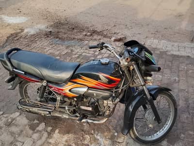 0,301,65,23,825Honda prider 100 2017 model in jenion condition