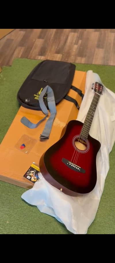 Acoustic Guitar for Sale – Good Condition | Beginner Friendly