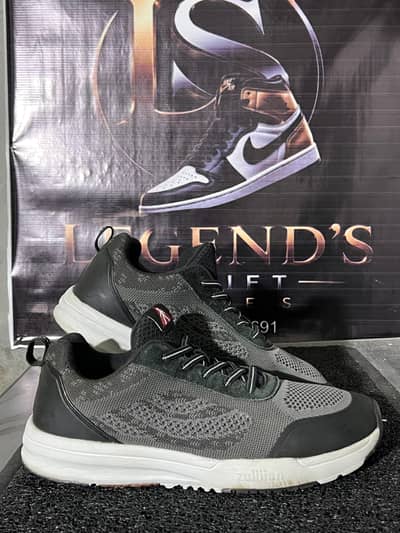 LEGENDS THRIFT SHOES