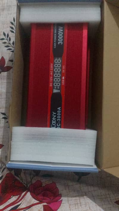 3000 WATT POWER INVERTER  . . . . . . CAN RUN LIGHT APPLIANCE OF HOME. . .