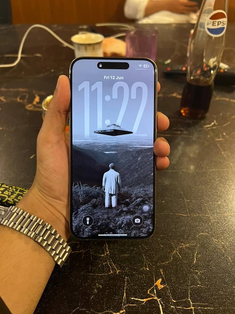 IPHONE 15 PRO MAX 5