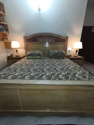 King Size Bed set with dressing and drawer chester