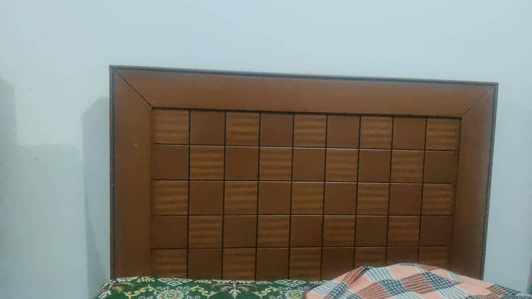 2 single beds 1