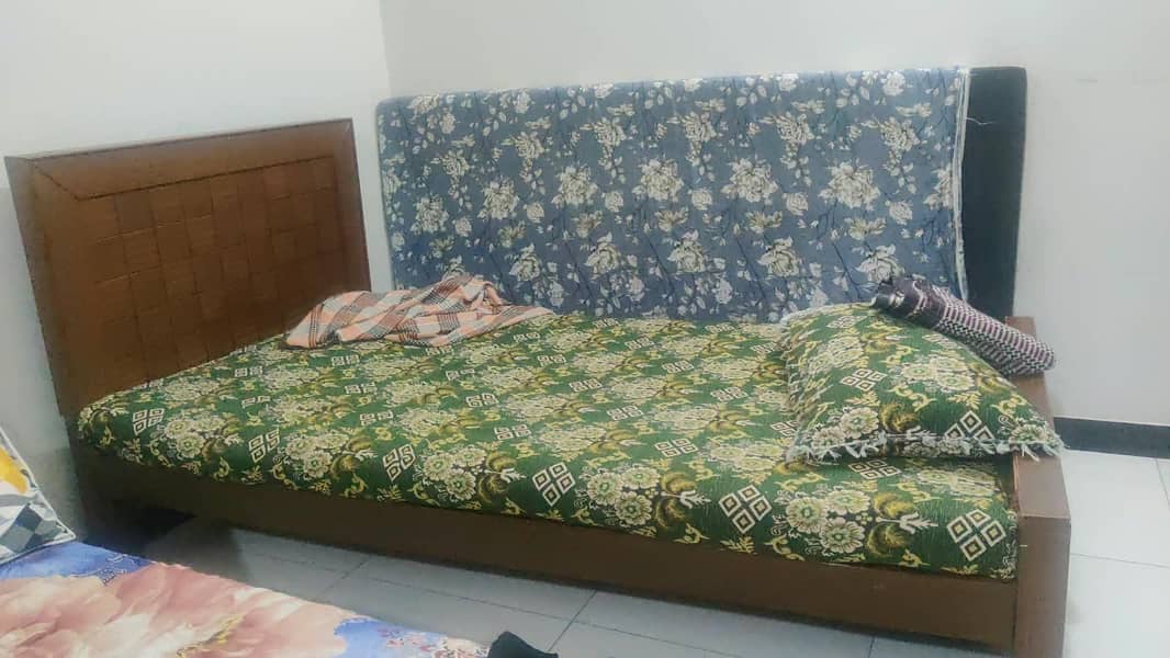 2 single beds 2
