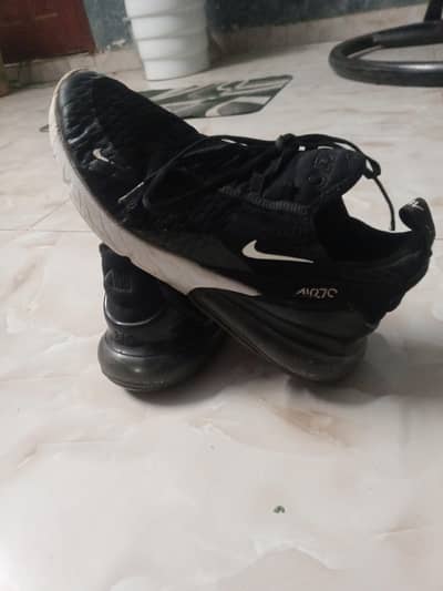 Nike  joggers for men
