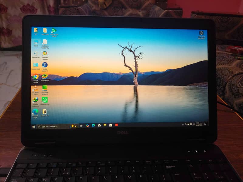 Dell Latitude E6540 2