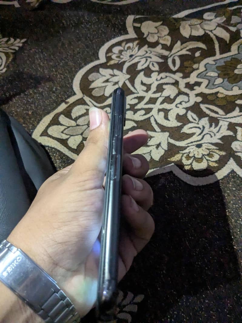 Apple iPhone X 3