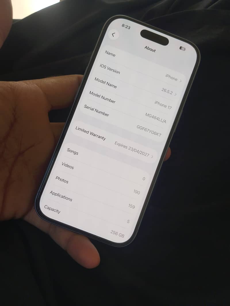 Apple iPhone 17 7