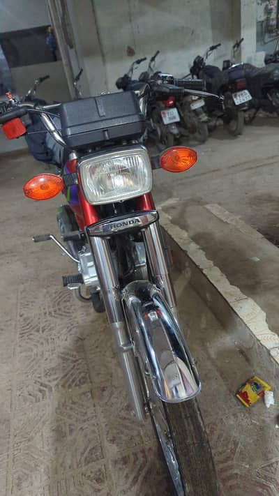 Honda 125CG baik for sale