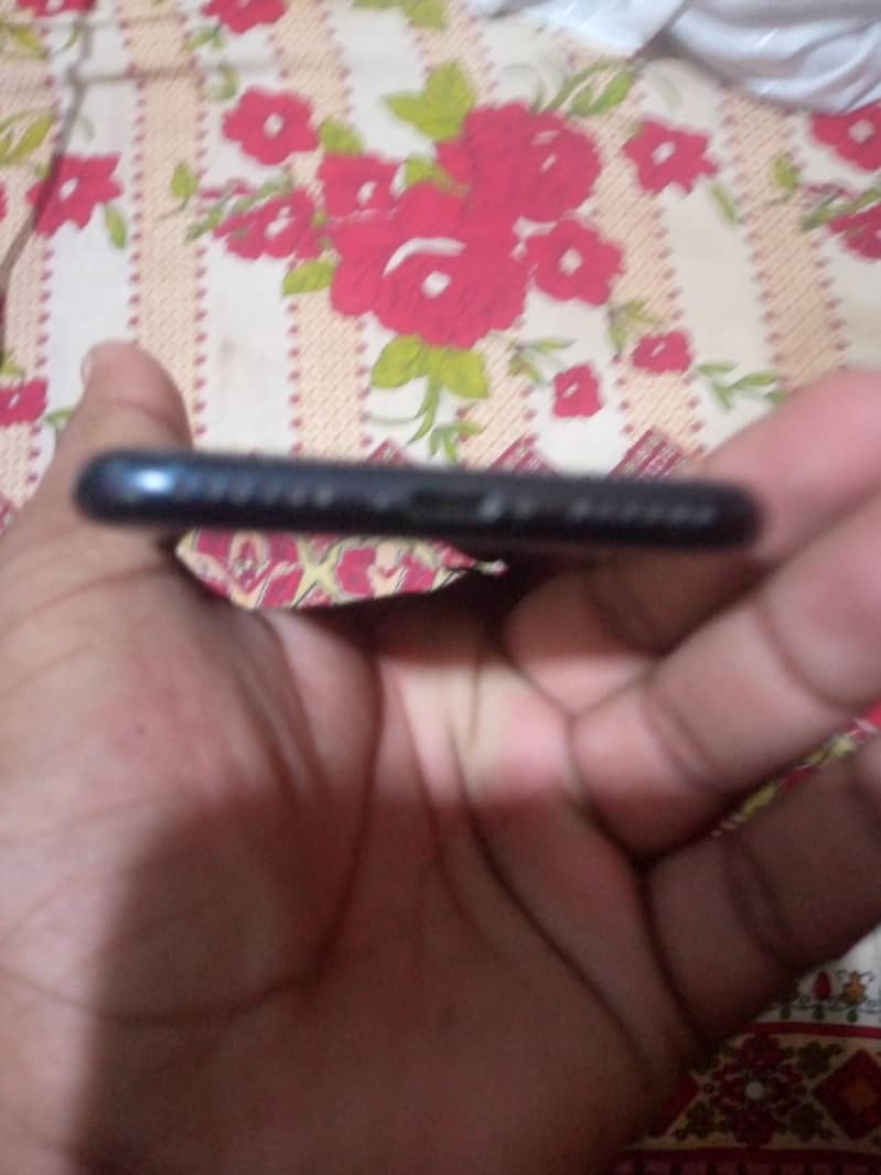 Apple iPhone SE 3