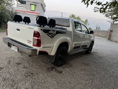 Toyota Hilux 2012