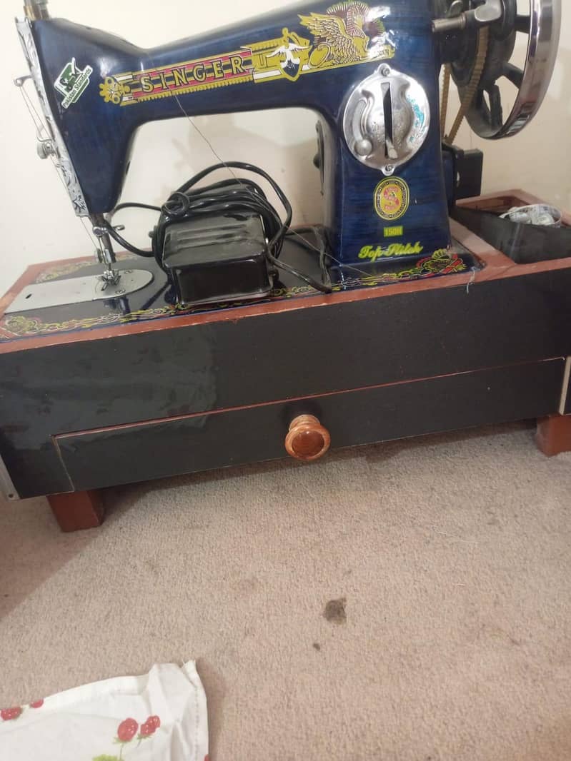 singer sewing machine 0