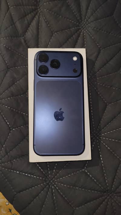 Apple iPhone 17 Pro Max LLA model factory unlocked