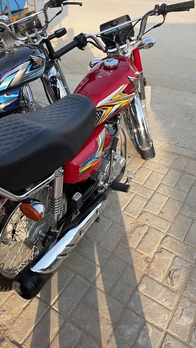 Honda CG 125 2025