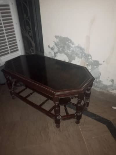 3Tables of wood