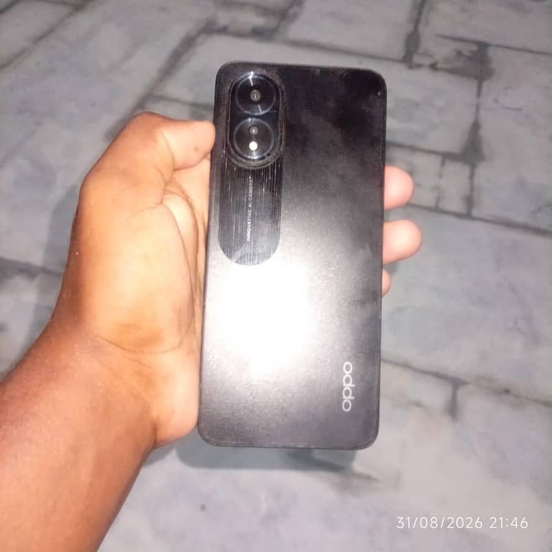 OPPO A18 0
