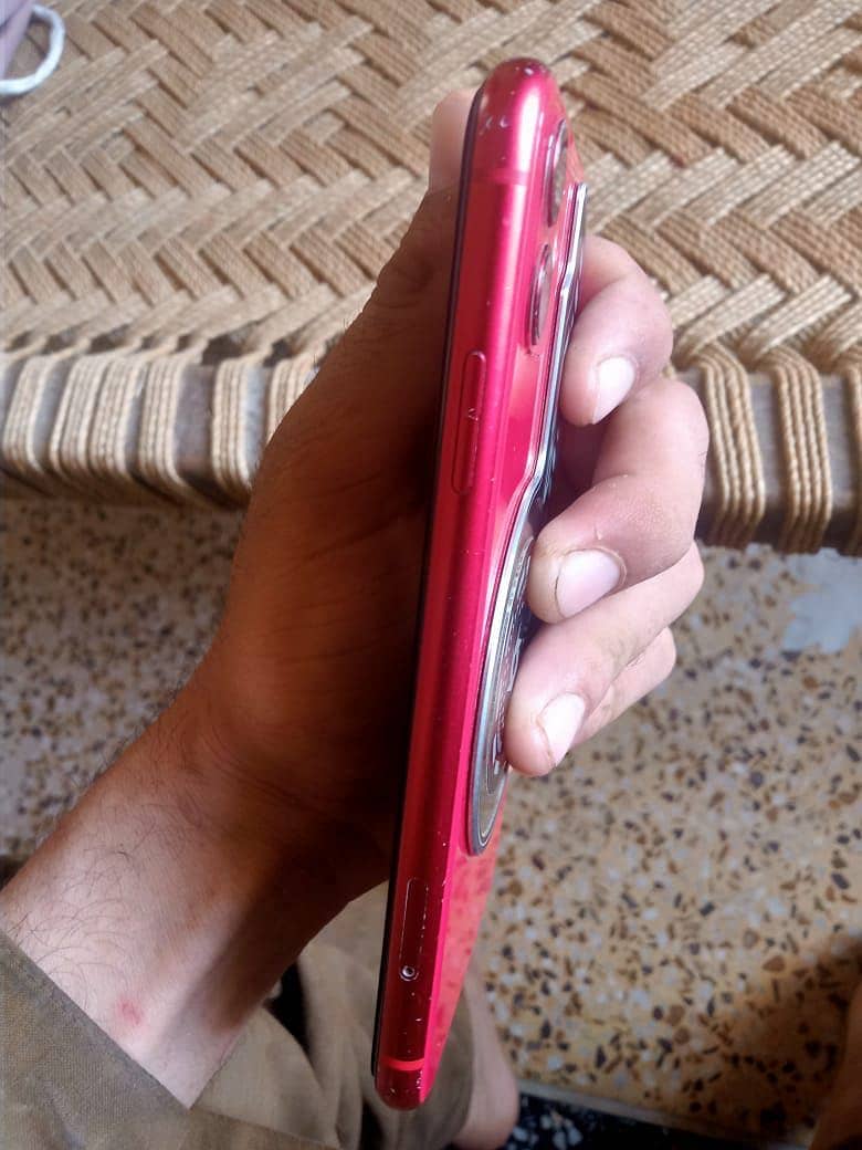 Apple iPhone 11 6