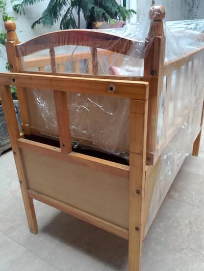 BABY COT SAME LIKE NEW