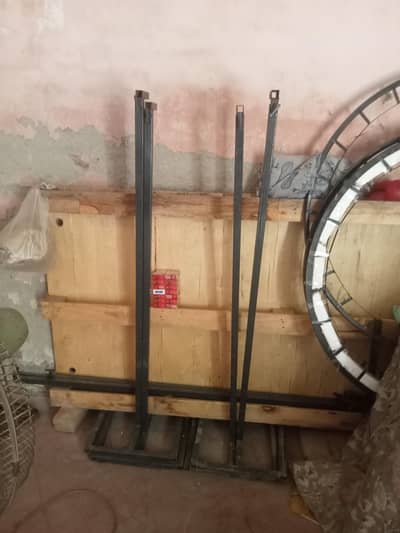Decoration stands