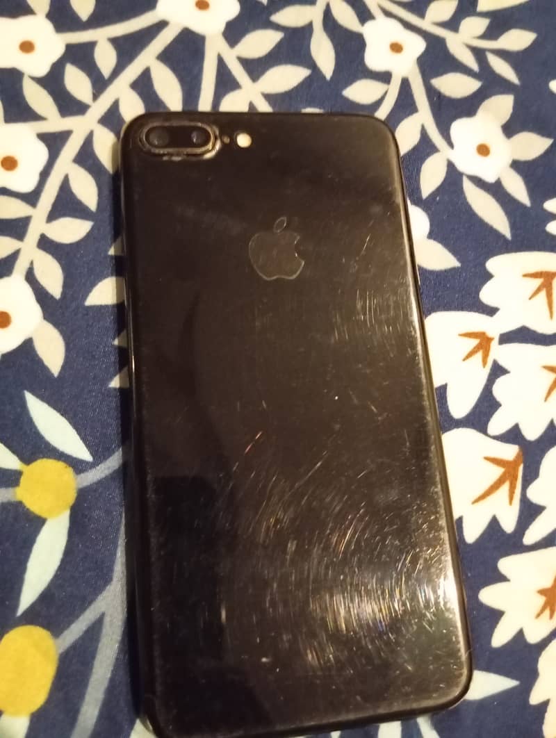 Apple iPhone 7 Plus 0