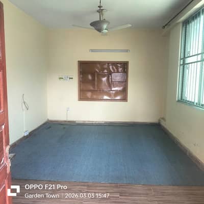 Prime Location 1 Kanal Upper Portion Is Available For Rent In Model Town