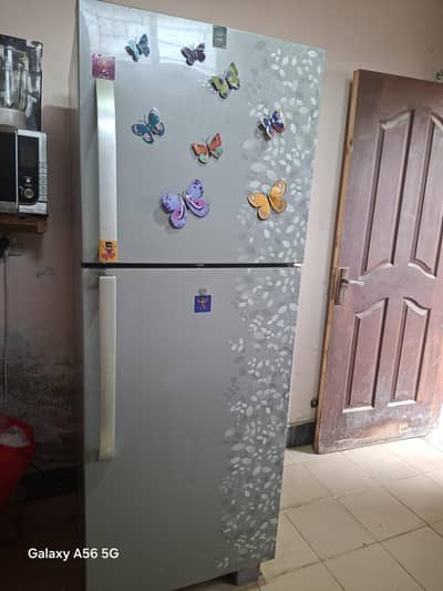 haeir full size fridge urgent