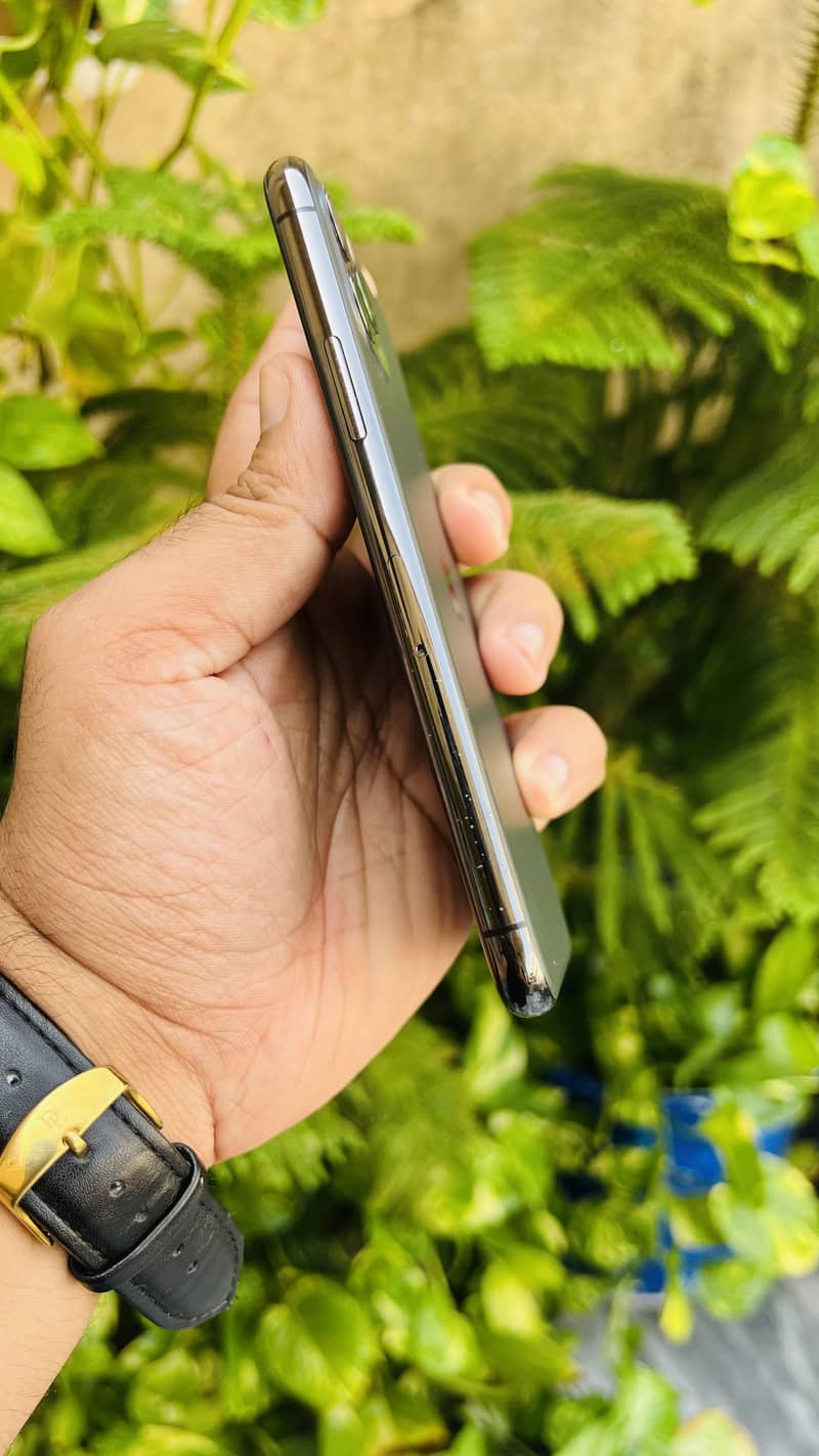 Iphone 11Pro 4