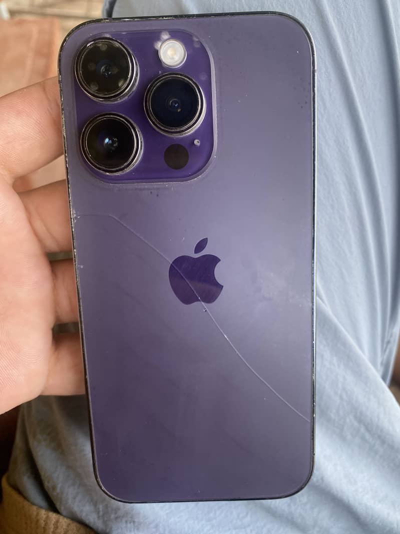 Apple iPhone 14 Pro 1