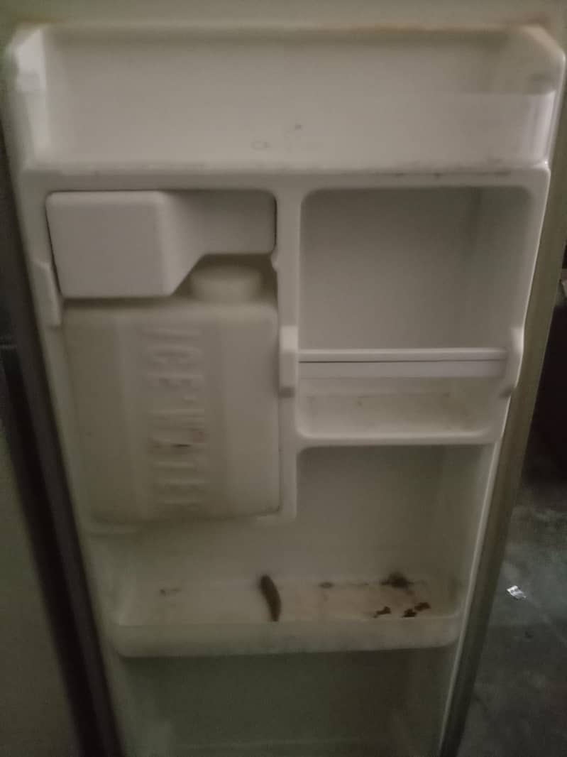 haier fridge 1